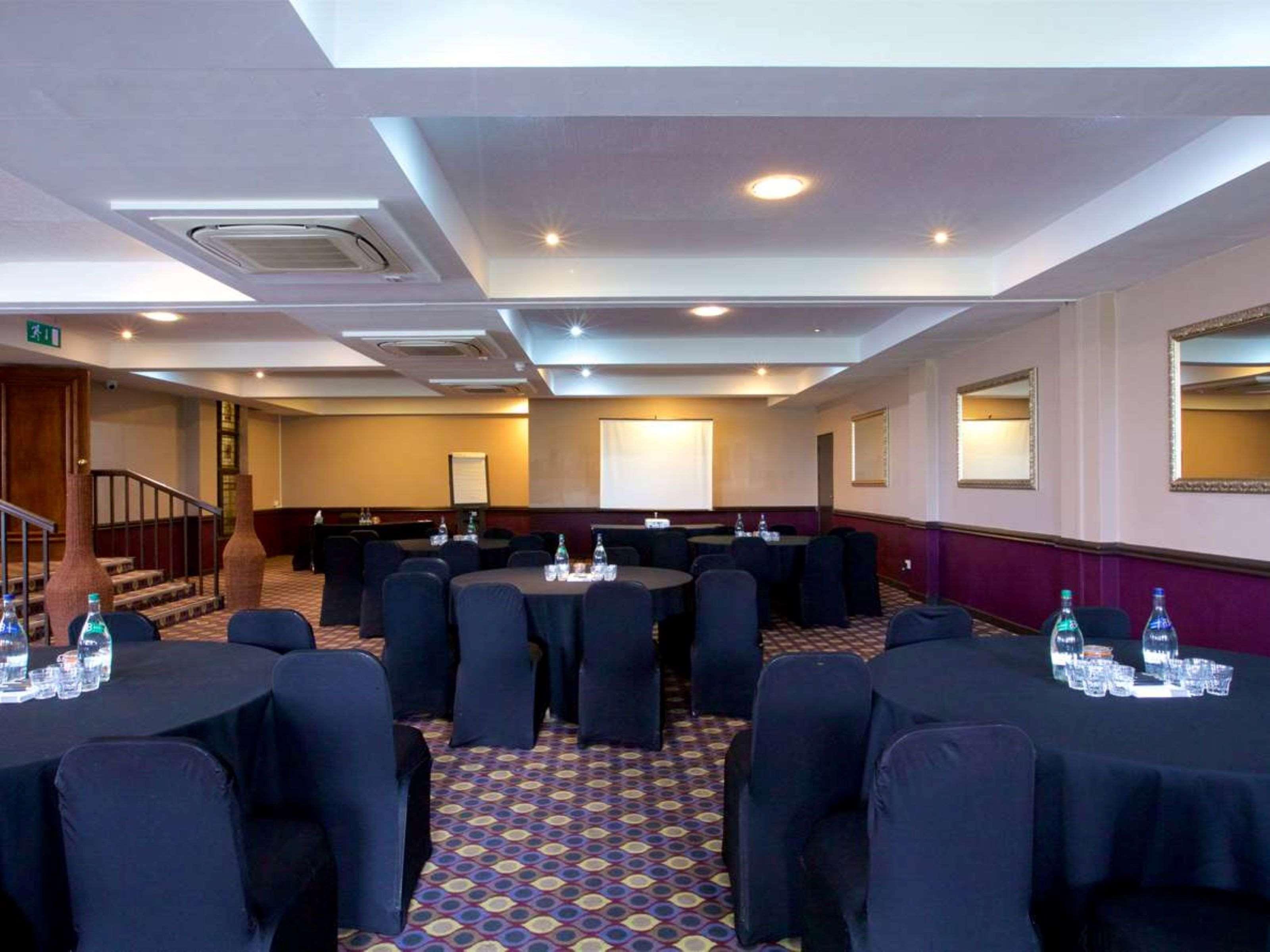 Manchester Airport Stanley Hotel, BW Signature Collection هانْدفورث المظهر الخارجي الصورة